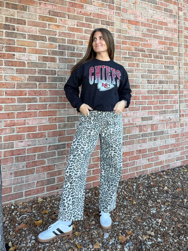 DISTRESSED CHIEFS SWEATSHIRT