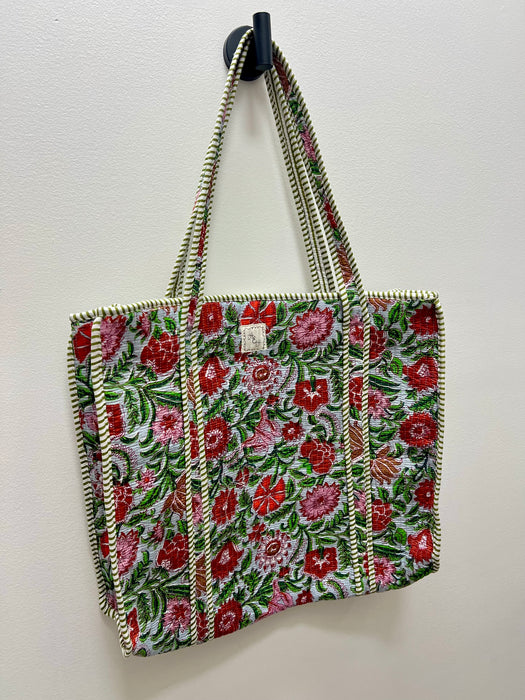 QUILTED TOTE BAG