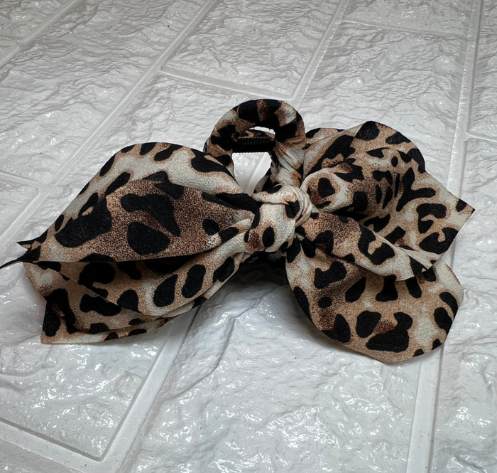 LEOPARD FABRIC  CLIP