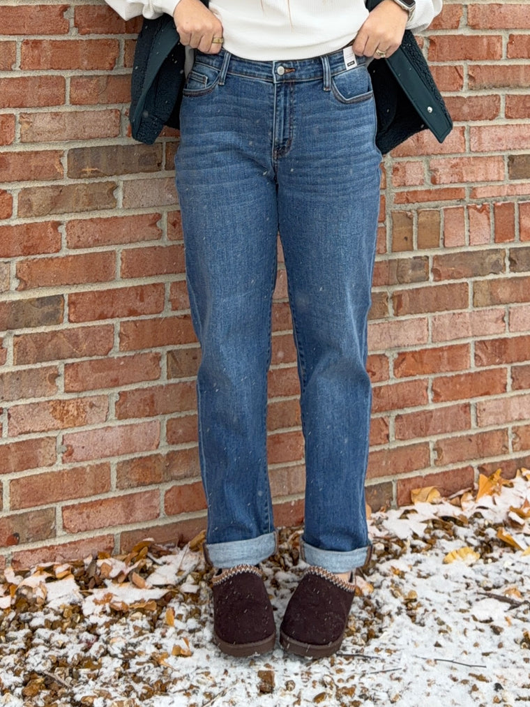 CLASSIC CUFFED BOYFRIEND JEANS