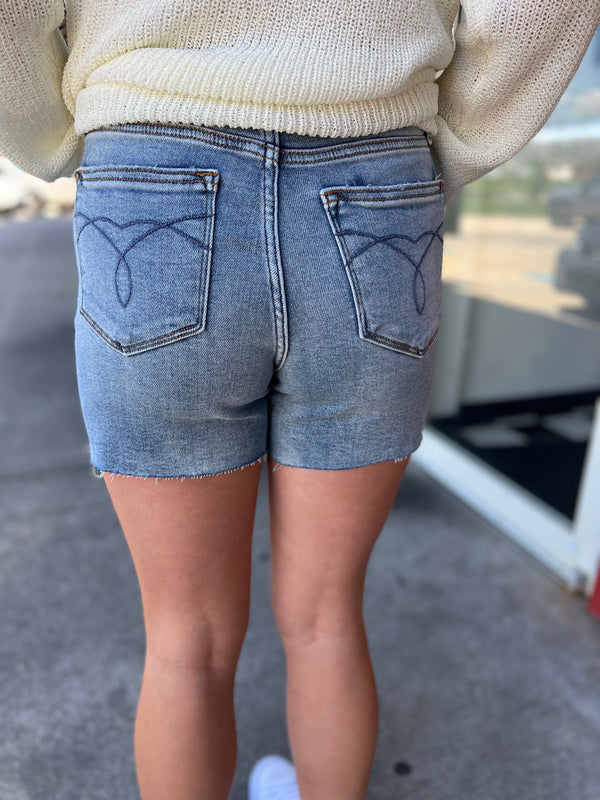 JUDY BLUE DENIM SHORTS