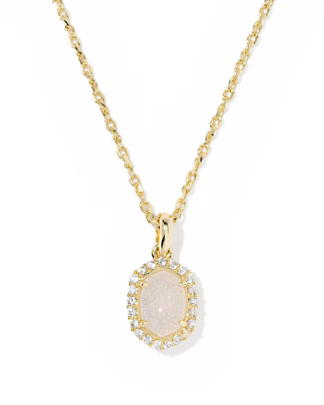 KENDRA SCOTT: DAPHNE CRYSTAL PENDANT NECKLACE