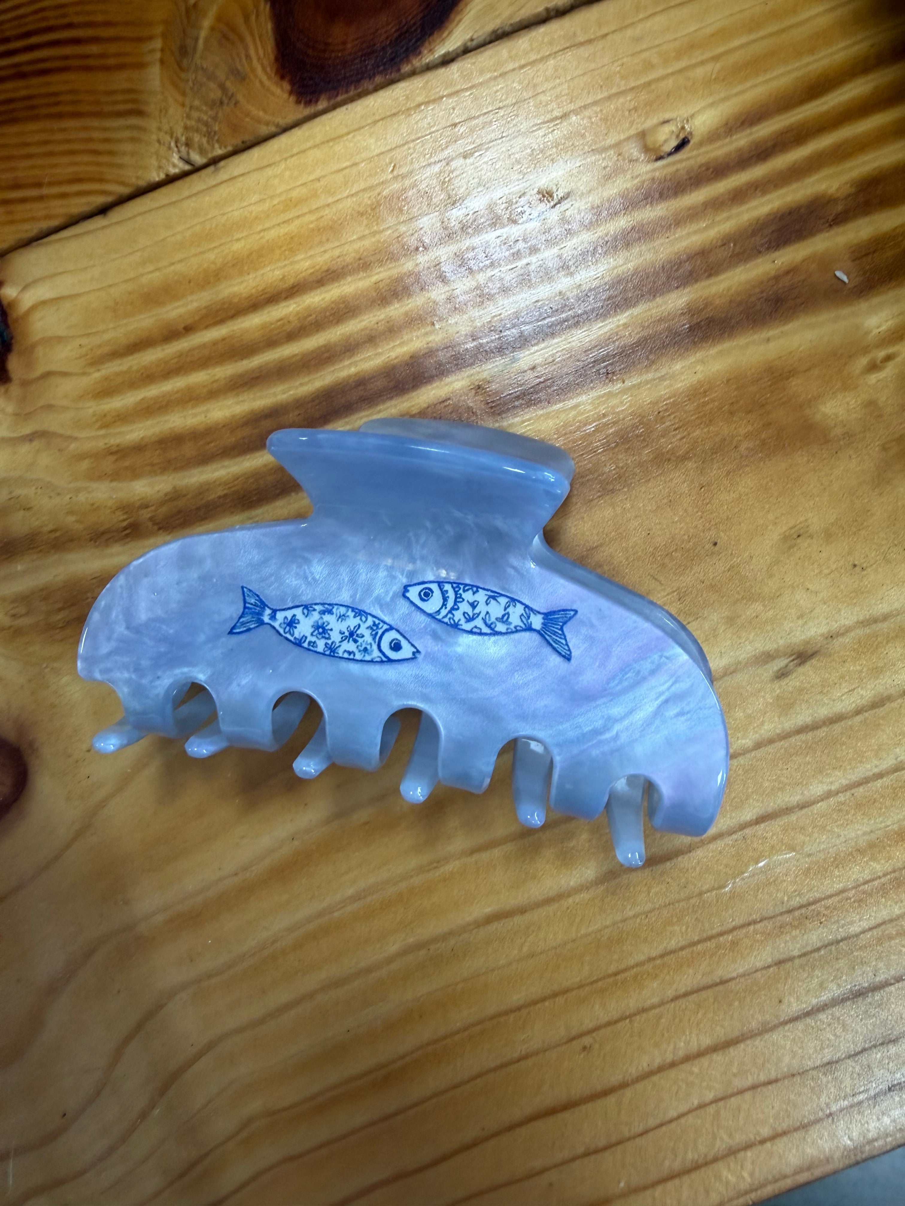 FISHY FISHY CLAW CLIP