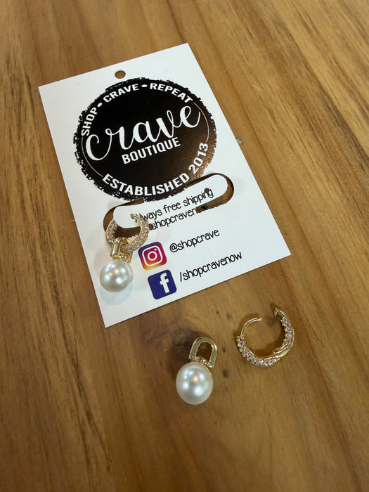 PEARL HUGGIE HOOP EARRING