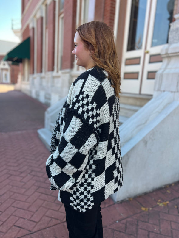 MIXED CHECK PATTERN CARDIGAN- 3 COLORS