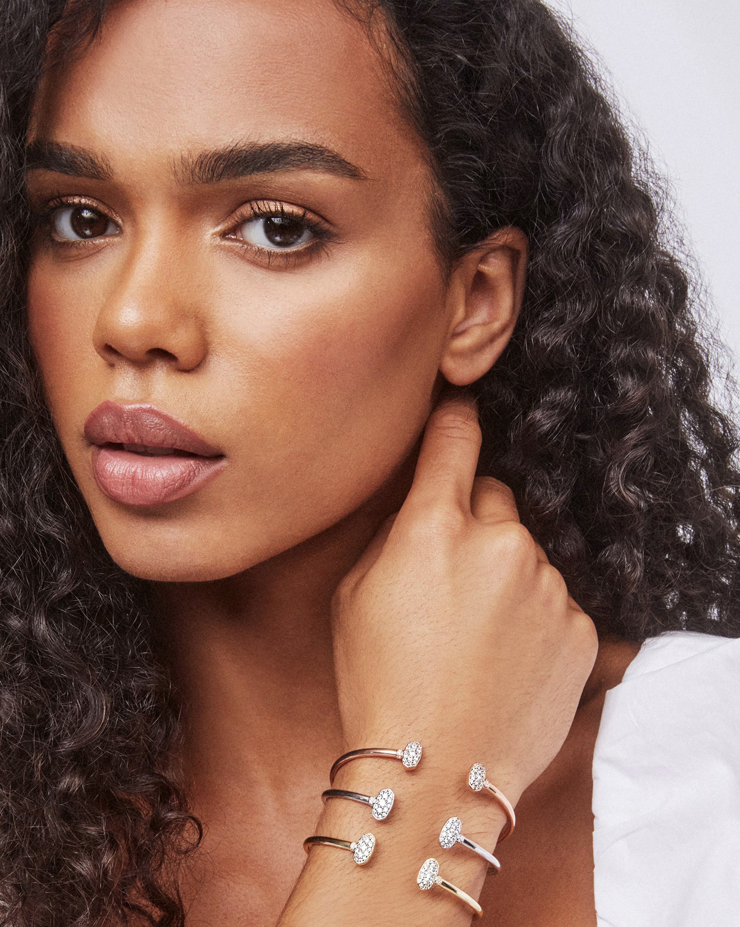 KENDRA SCOTT: GRAYSON CUFF BRACELET