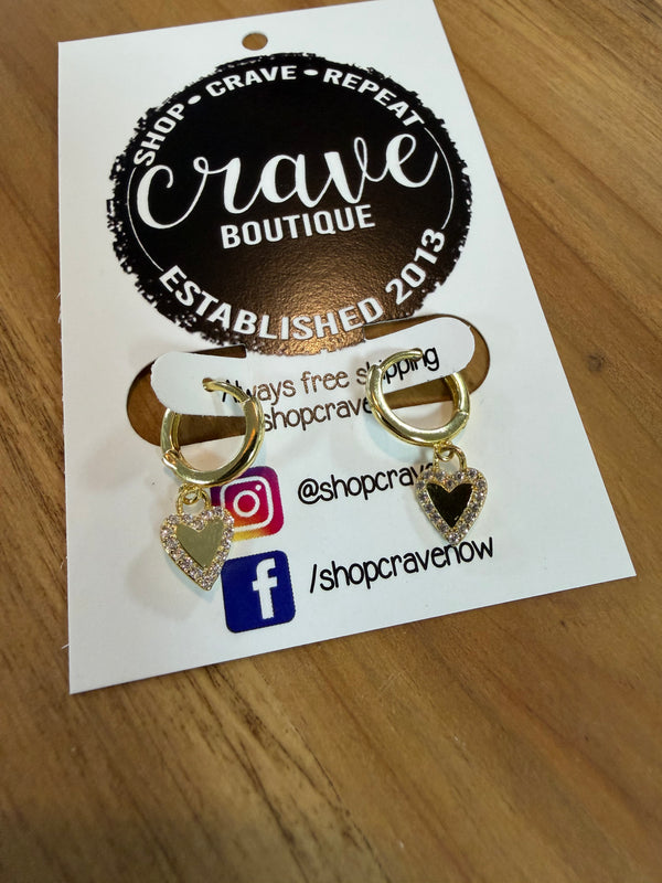 GOLD HEART SMALL HUGGIE HOOP