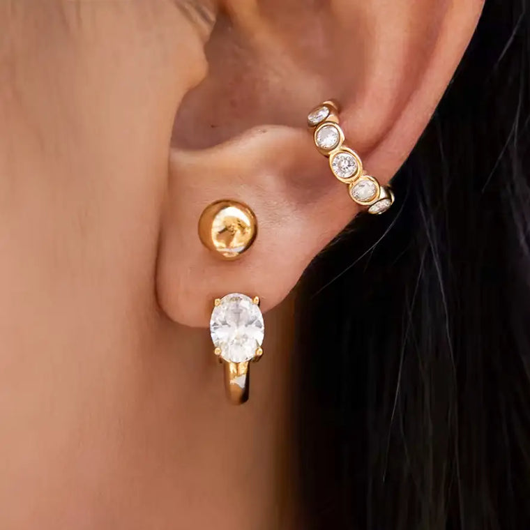 GOLD STUD & OVAL EARRING