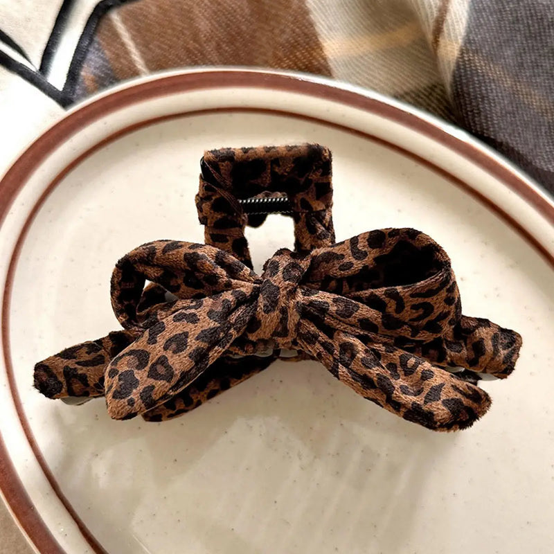 LEOPARD BOW CLAW CLIP