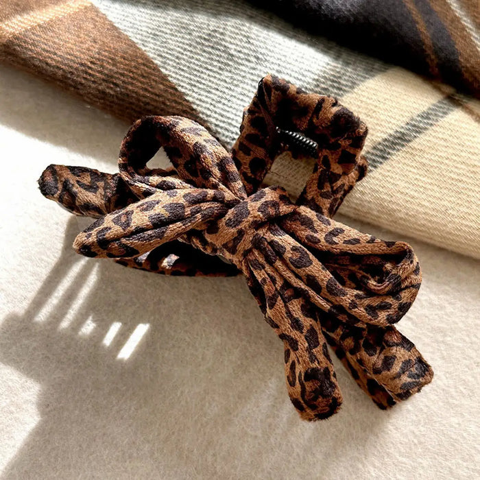 LEOPARD BOW CLAW CLIP