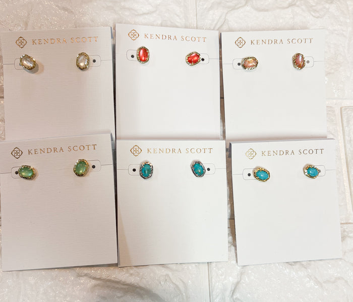 KENDRA SCOTT: DAPHNE STUD EARRING- 6 COLORS