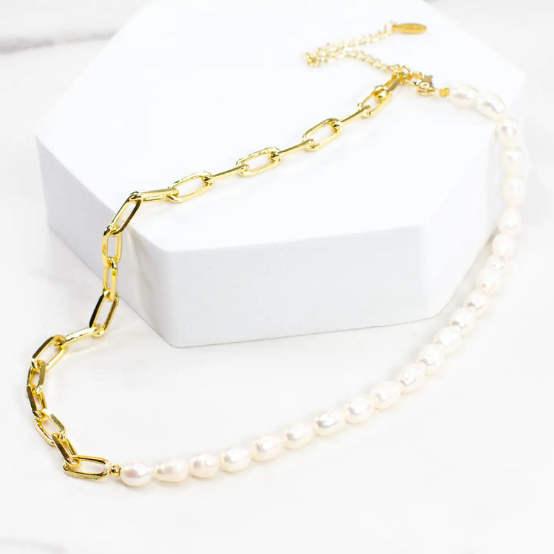 FRESHWATER PEARL AND CHAIN LINK NECKLACE