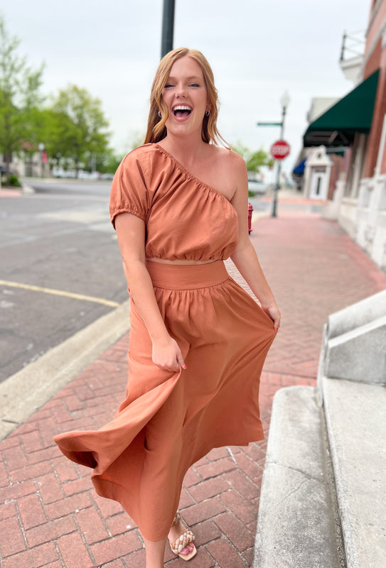 ONE SHOULDER CROP TOP- 2 COLORS