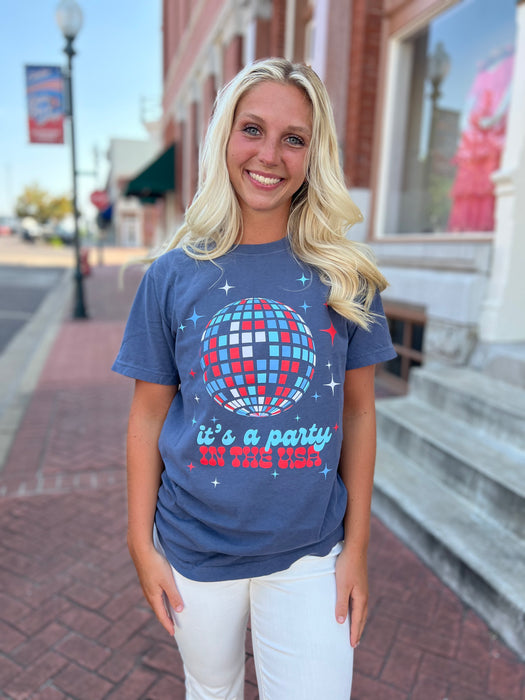 PARTY IN THE USA GRAPHIC TEE