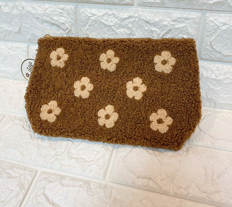 TEDDY POUCH