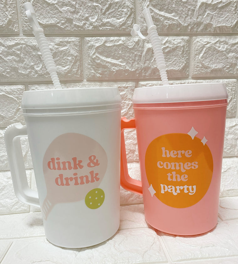 RETRO MEGA MUG