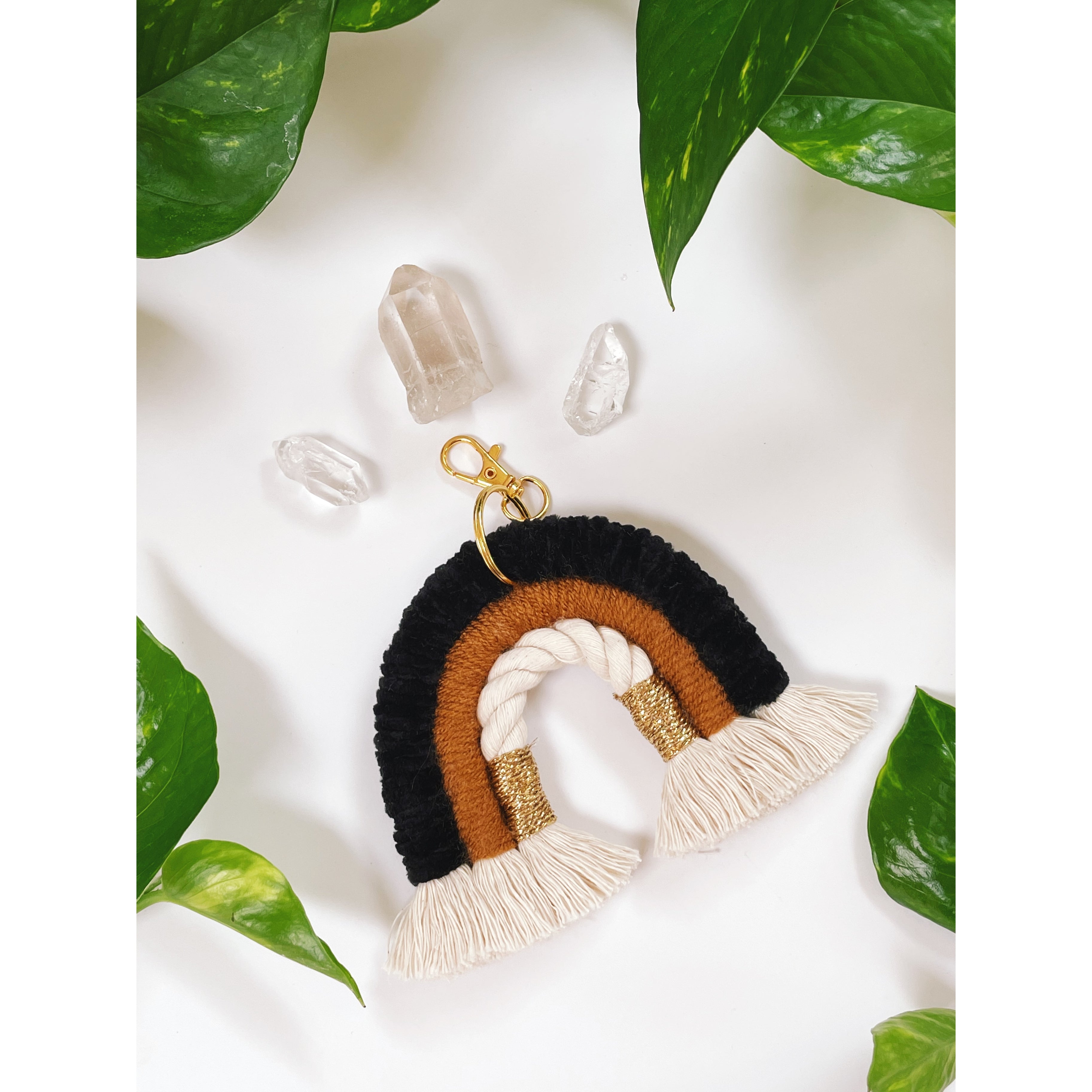 MACRAME RAINBOW KEYCHAIN