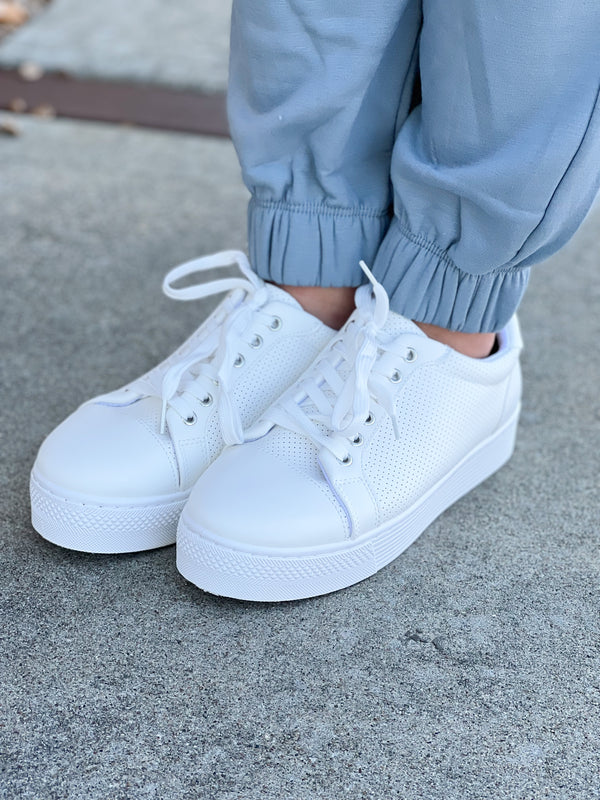 PERFORATED LACE UP SNEAKER