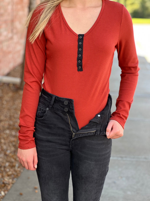 V NECK BODYSUIT