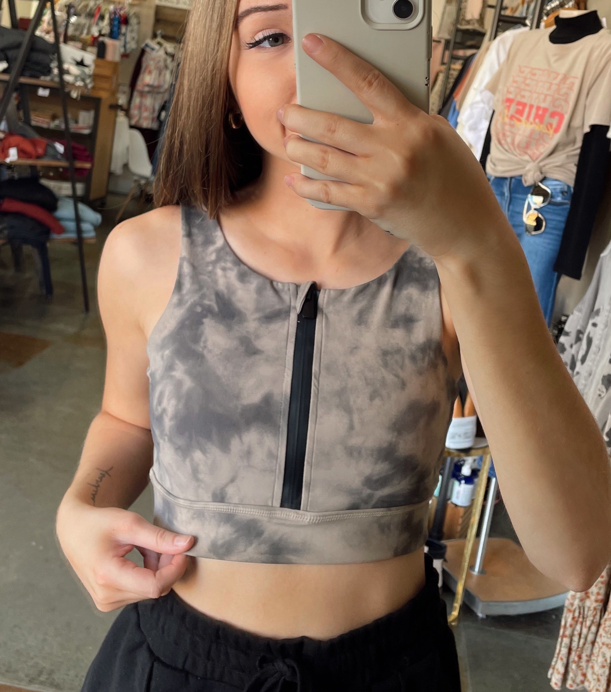 ZIP UP SPORTS BRA