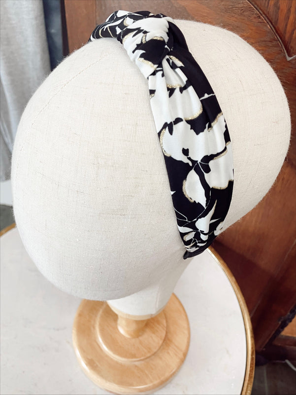 FLORAL KNOTTED HEADBAND