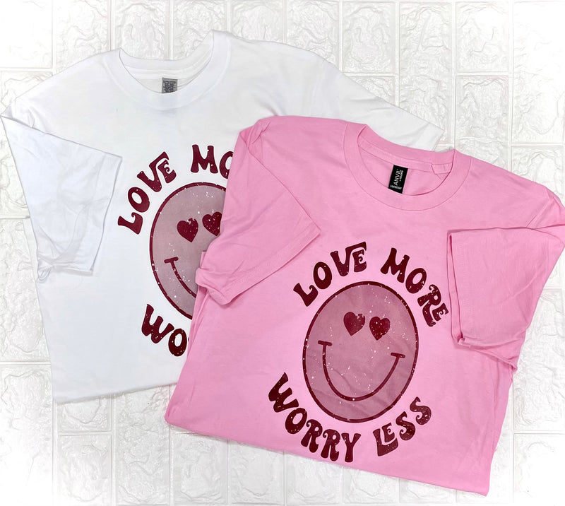 LOVE MORE GRAPHIC TEE