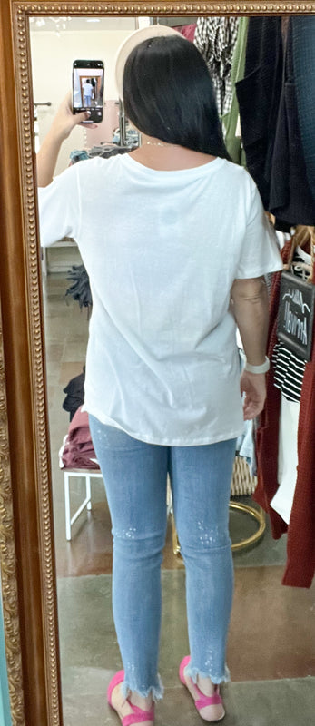 CLASSIC V NECK TEE