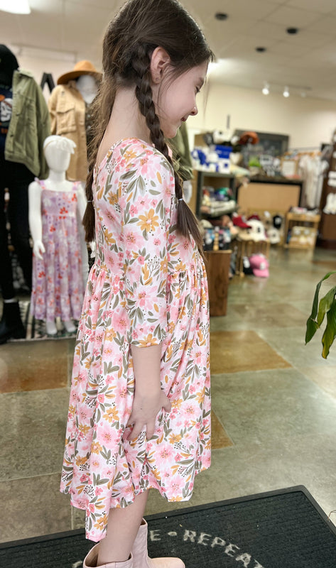 PRETTY PEACHY TWIRL DRESS