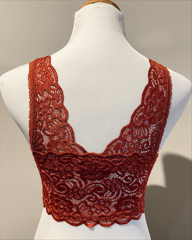 FLORAL LACE BRALETTE