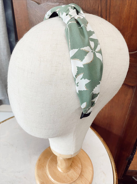 FLORAL KNOTTED HEADBAND