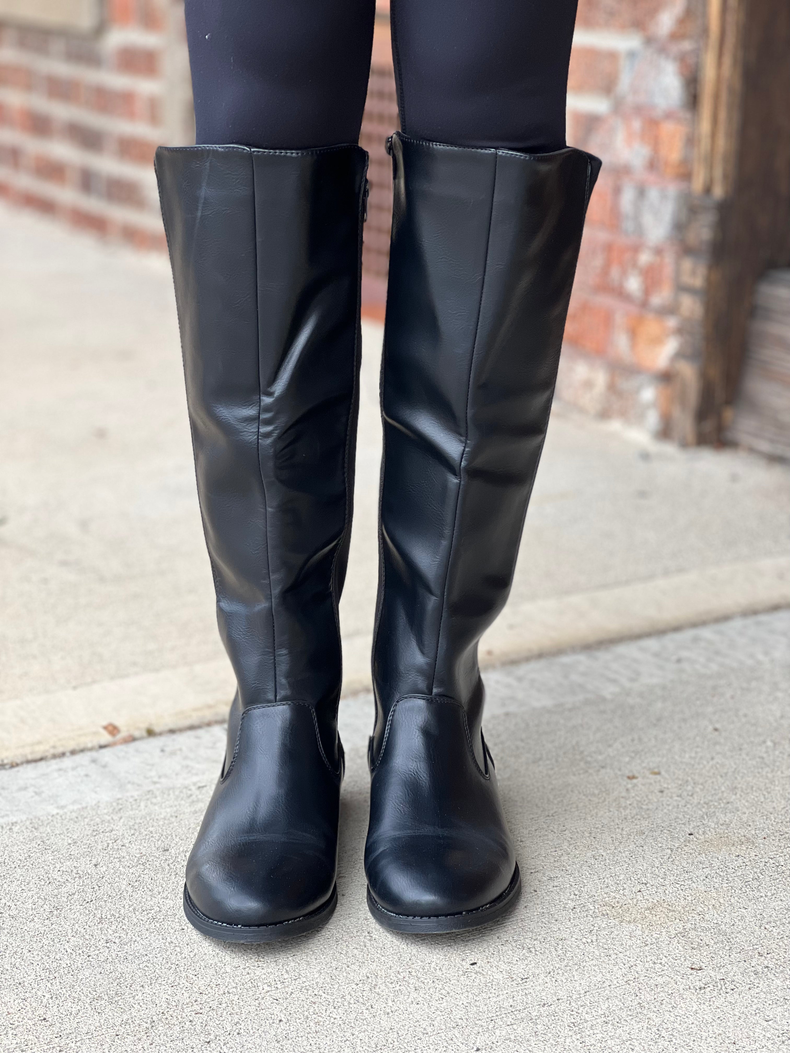 Steve Madden craave flourless boots