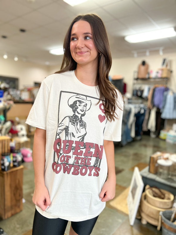 QUEEN OF THE COWBOYS TEE